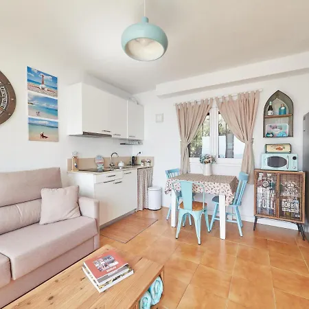 Azur Window Apartment