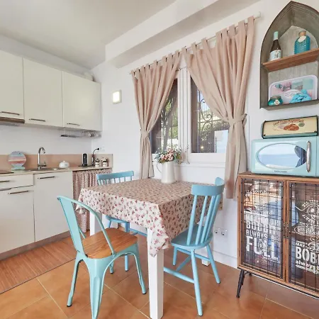 Azur Window Apartment *